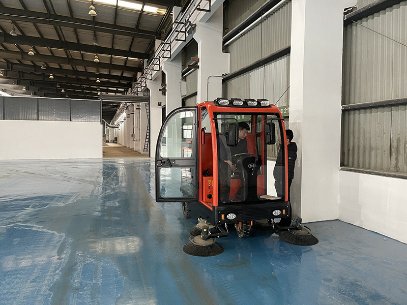 鎮江某靜脈產業公司訂購御衛仕掃地機DS2100與工業吸塵器YC-3612 鎮江某靜脈產業公司訂購御衛仕掃地機DS2100與工業吸塵器YC-3612