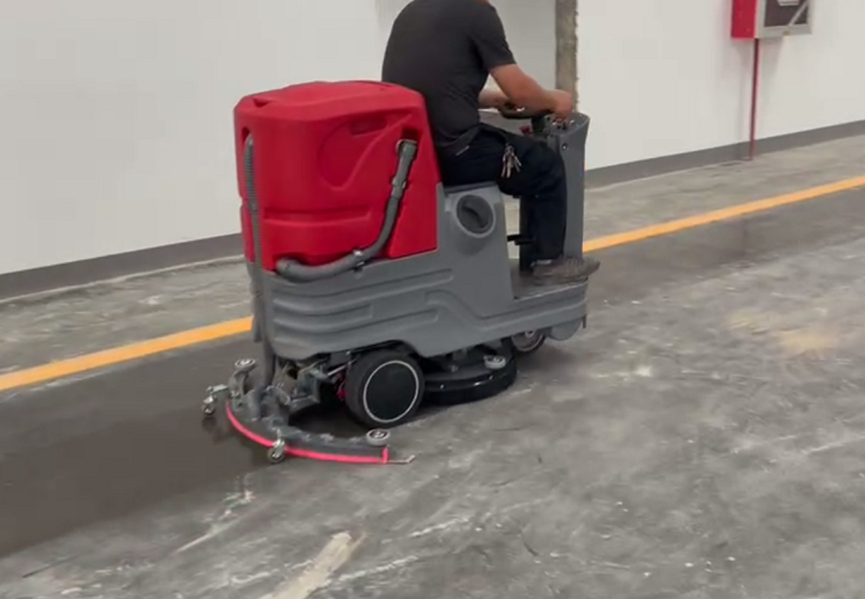 洗地機水箱要及時清理嗎? 洗地機水箱要及時清理嗎?